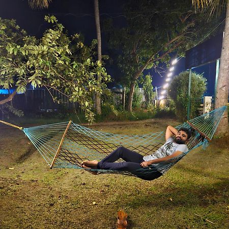 Pamba Inn Alappuzha Esterno foto